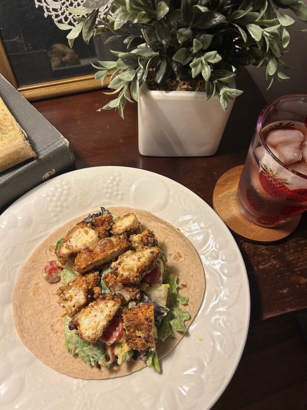 Buffalo/honey mustard/bbq chicken&nbsp;wrap