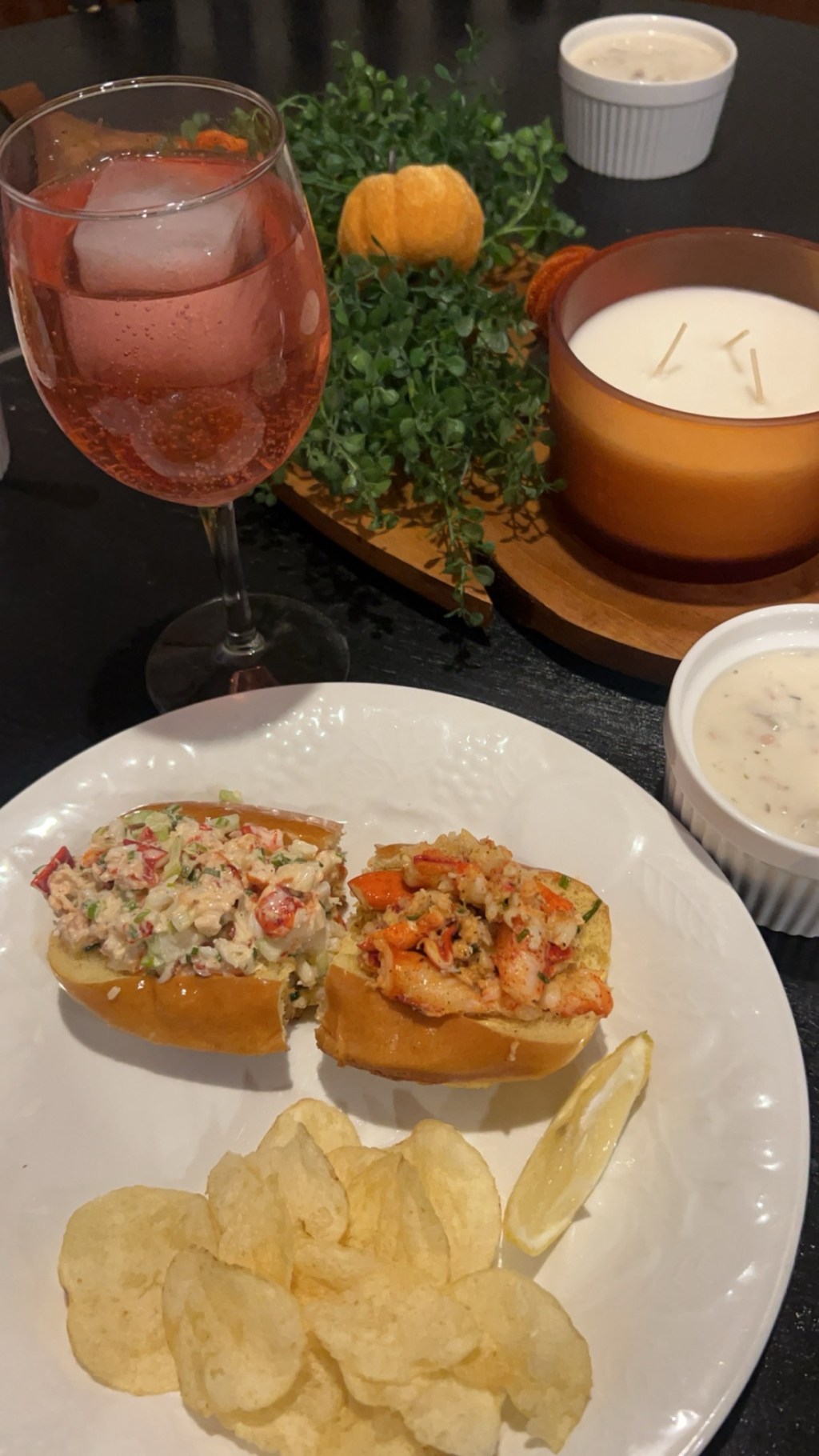 Lobster rolls (cold New England&nbsp;style)